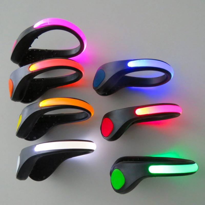 Nieuwe Lichtgevende Schoenclip - Running Gear Lights recensie en prijs