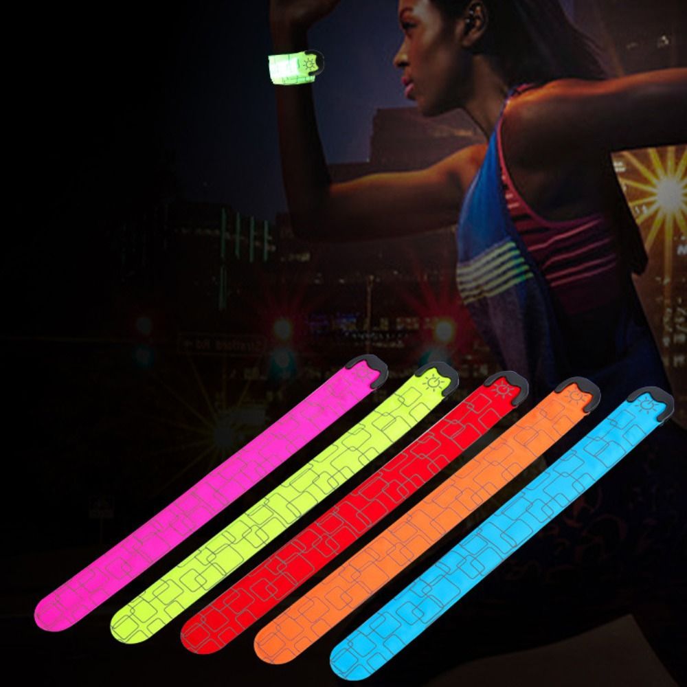 Batterijgevoede nachtlooparmba - Running Gear Lights recensie en prijs